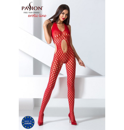 Эффектный комбинезон с отверстиями и вырезами Эффектный комбинезон с отверстиями и вырезами