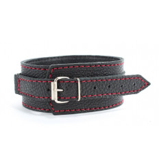 Черный ошейник из натуральной кожи с шипами и D-колечком