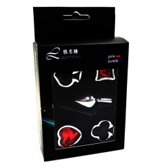 Набор из серебристой анальной пробки из нержавеющей стали и 4 кристаллов в форме мастей - 7,6 см.