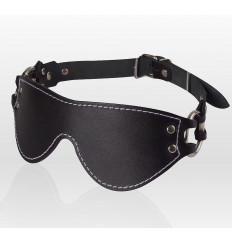 Маска из натуральной кожи с контрастной строчкой по краю