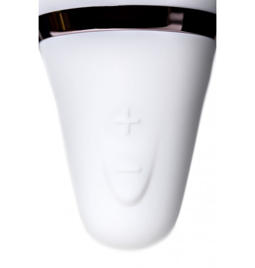 Белый вибромассажер Satisfyer Little Wand