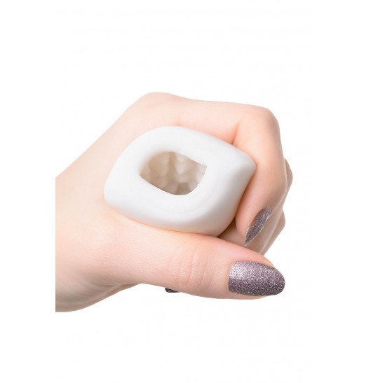 Фигурный мастурбатор MensMax Pucchi - CANDY