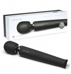 Черный матовый жезловый вибратор Le Wand с 20 режимами