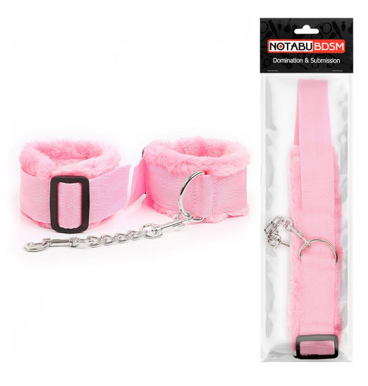 Розовые меховые оковы на регулируемых черных пряжках