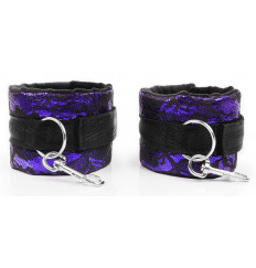 Фиолетово-черные оковы с карабинами