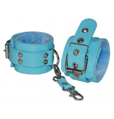 Голубые лаковые наручники с меховой отделкой Голубые лаковые наручники с меховой отделкой