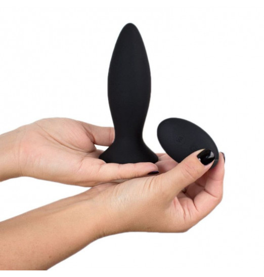 Набор из 3 чёрных анальных пробок Richie с пультом ДУ Набор из 3 чёрных анальных пробок Richie с пультом ДУ