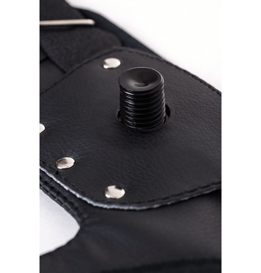 Телесный страпон на трусиках Realstick Harley - 17,3 см.