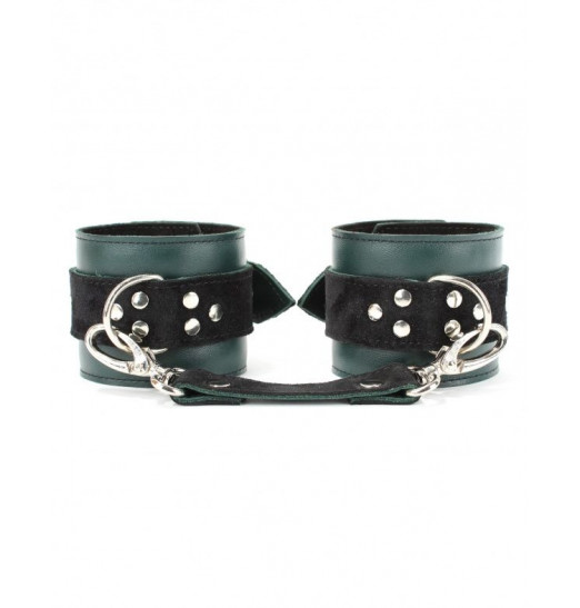 Изумрудные наручники Ladys Arsenal на карабинах Изумрудные наручники Ladys Arsenal на карабинах
