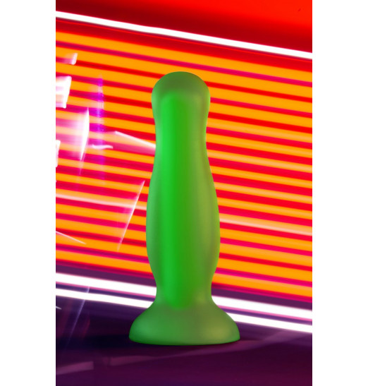 Зеленая, светящаяся в темноте анальная втулка Victor Glow - 10 см.