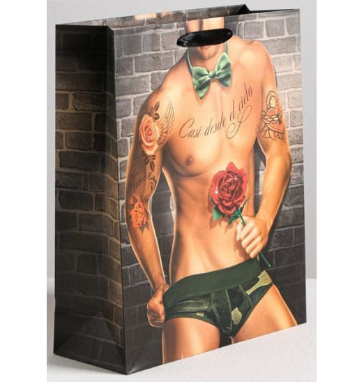 Бумажный пакет  Мачо  - 26 х 32 см.