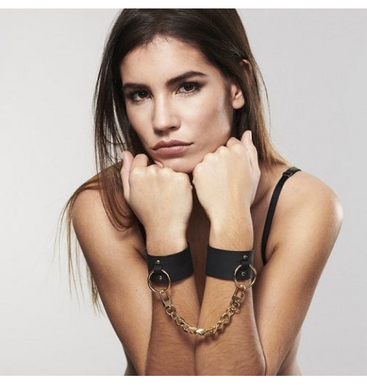 Черные наручники Wide Cuffs на цепочке
