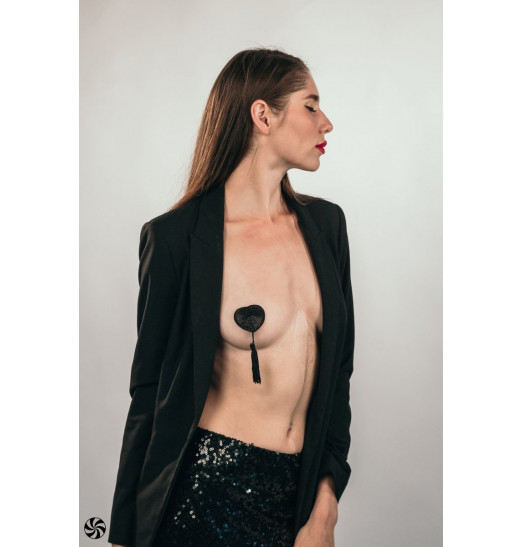 Черные пэстисы-сердечки Evans с кисточками