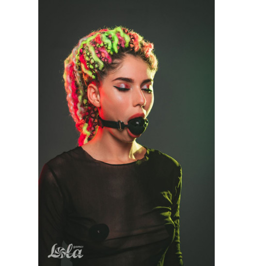 Черный кляп-шарик Charmer L