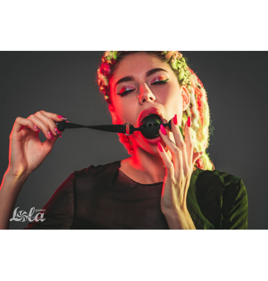 Черный кляп-шарик Charmer L