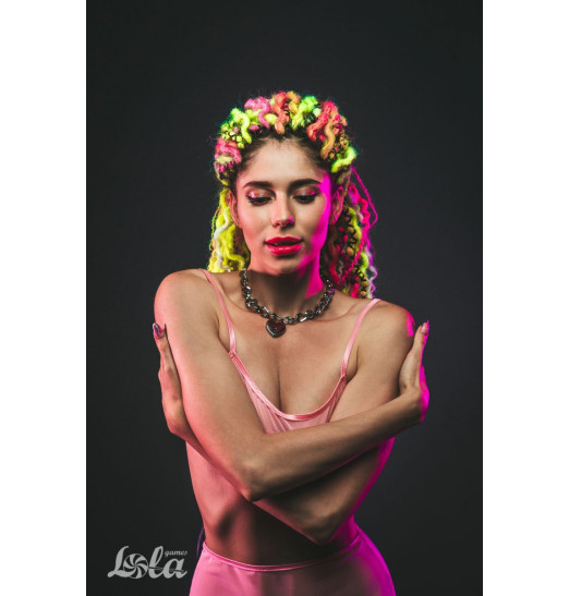 Серебристый ошейник Embrace с ключиком