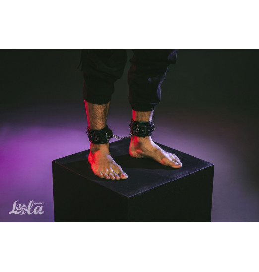 Черные оковы Amazea