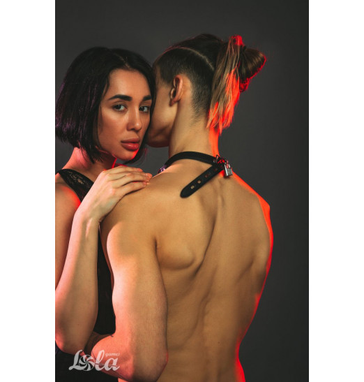 Черный гладкий кляп-шарик Crave