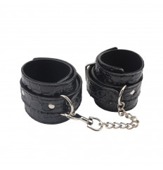 Черные оковы на карабине Be good Ankle Cuffs