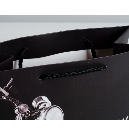 Подарочный пакет  Лучшему во всем мужчине  - 23 х 18 см.