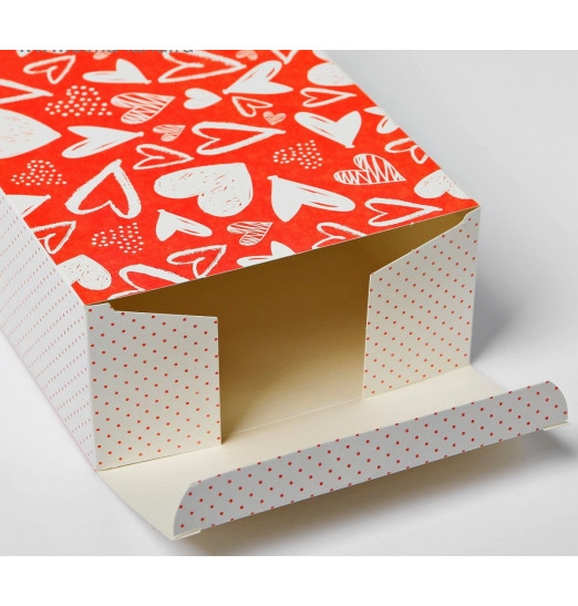 Складная картонная коробка  С любовью  - 16 х 23 см.