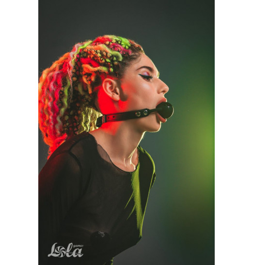 Черный силиконовый кляп-шар Dolce Vita