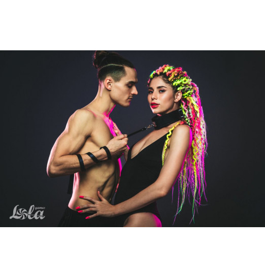 Черный ошейник Circus с поводком