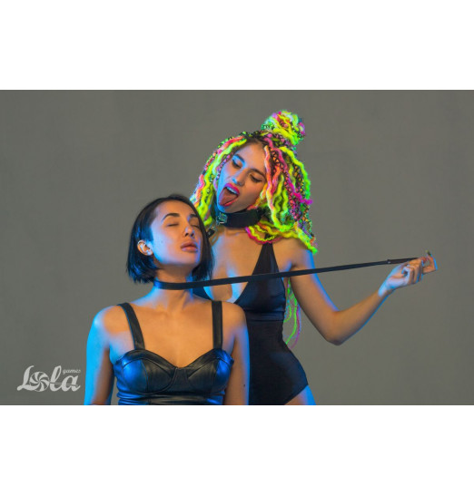 Черный ошейник Circus с поводком