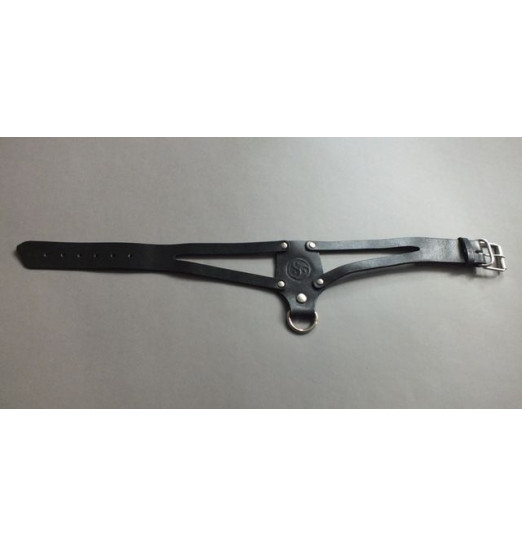 Черный ошейник с трискелем Черный ошейник с трискелем