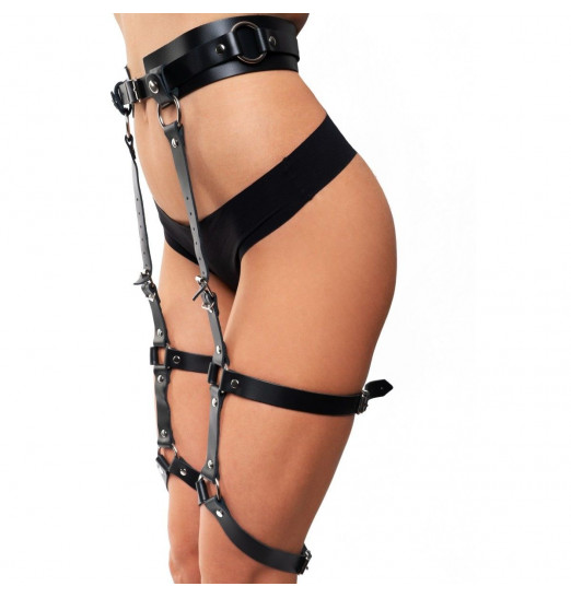 Стильные черные гартеры на регулируемых ремешках