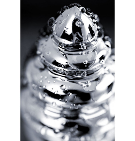 Изящная ребристая анальная втулка с красным кристаллом - 7 см.