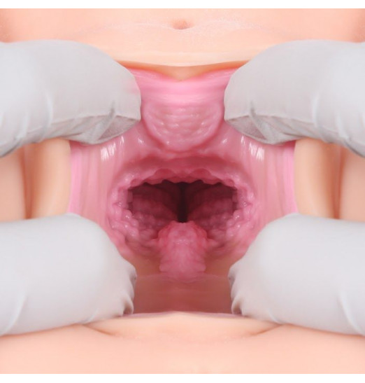 Телесный мастурбатор Victoria с двойным слоем материала