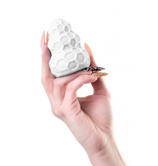 Белый рельефный мастурбатор Flaff