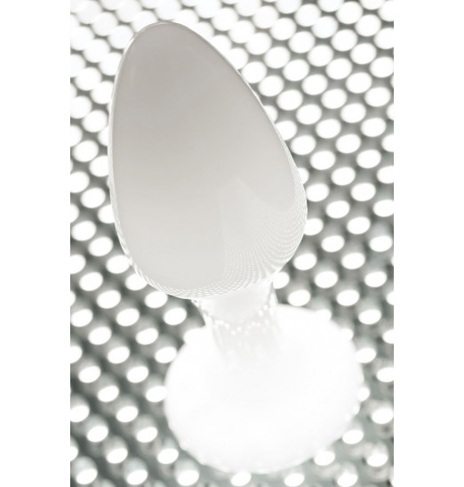 Белая акриловая анальная втулка - 9,5 см.