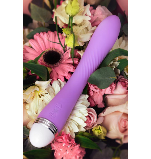 Фиолетовый вибратор Lantana - 22 см.