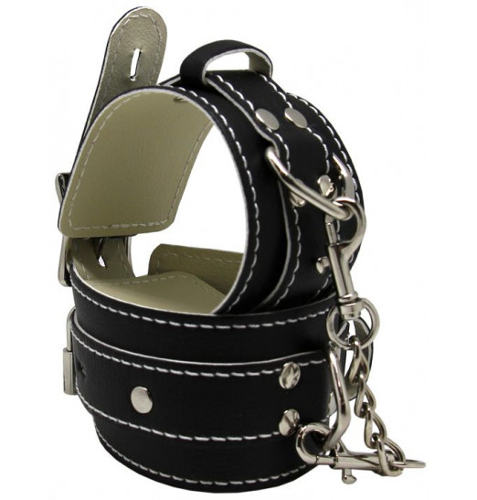 Черные регулируемые наручники с фиксацией на карабинах