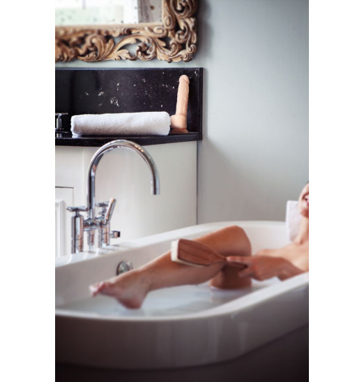 Телесный фаллоимитатор-реалистик Matthew M - 24,5 см. Телесный фаллоимитатор-реалистик Matthew M - 24,5 см.