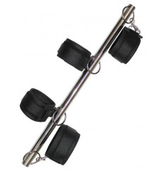 Классическая распорка  руки-ноги  с неопреновыми манжетами