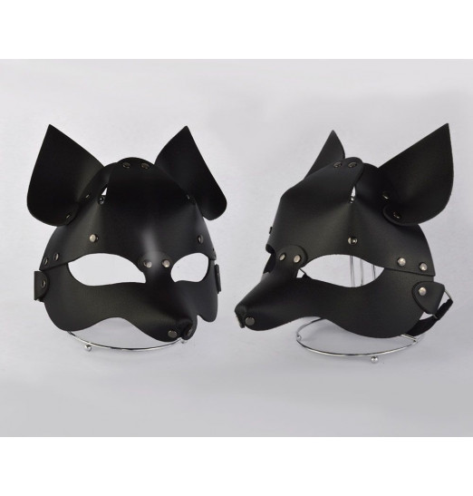 Черная кожаная маска  Лиса