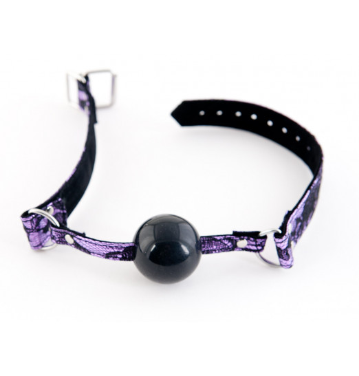 Кляп с кружевным пурпурным ремешком