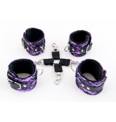 Пурпурный кружевной бондажный комплект