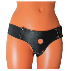 Трусики для страпона с маленьким отверстием