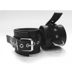 Чёрные подшитые наножники с кольцом Чёрные подшитые наножники с кольцом