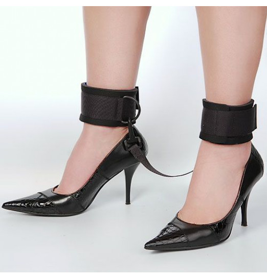 Чёрные оковы из неопрена для начинающих