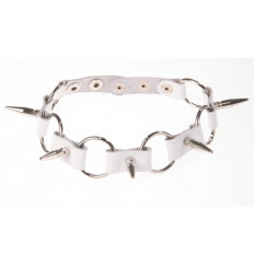 Белый кожаный ошейник с кольцами и шипами