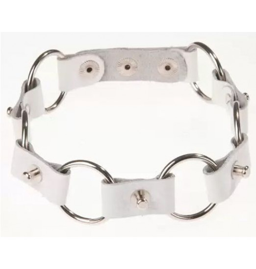 Белый ошейник с колечками