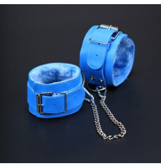Голубые оковы на ноги с мехом внутри Голубые оковы на ноги с мехом внутри