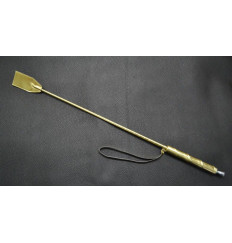 Золотистый стек с деревянной ручкой - 70 см. Золотистый стек с деревянной ручкой - 70 см.