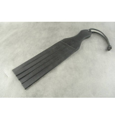 Черная шлепалка Пятерня - 34 см. Черная шлепалка Пятерня - 34 см.