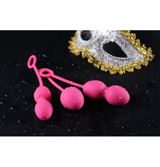 Набор розовых вагинальных шариков Nova Ball со смещенным центром тяжести Набор розовых вагинальных шариков Nova Ball со смещенным центром тяжести